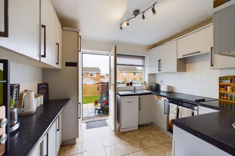 1 Henley View, Crewkerne, TA18 8JD