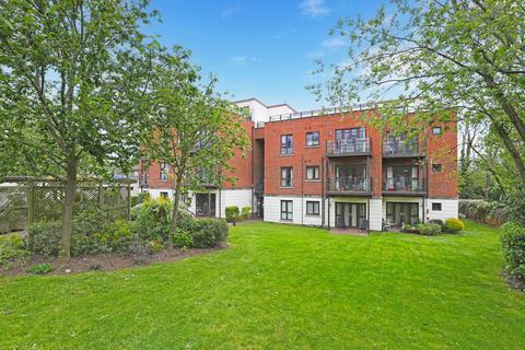 3 bedroom penthouse for sale, Tempus Court, High Road, South Woodford