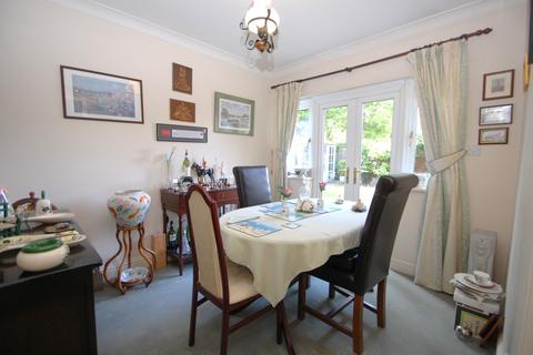 9 Grove Road, Tiptree, Colchester, CO5 0JP