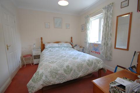9 Grove Road, Tiptree, Colchester, CO5 0JP