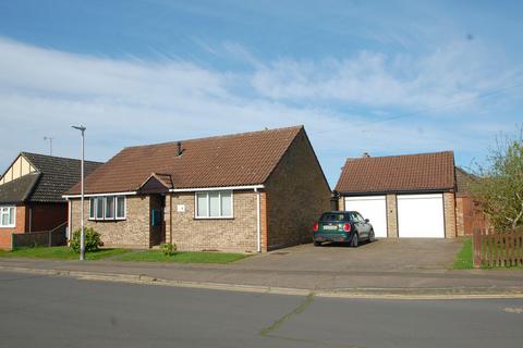 2 bedroom detached bungalow for sale, Rectory Road, Tiptree