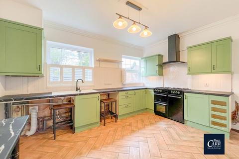 35 Albert Road, Tamworth, B79 7JS
