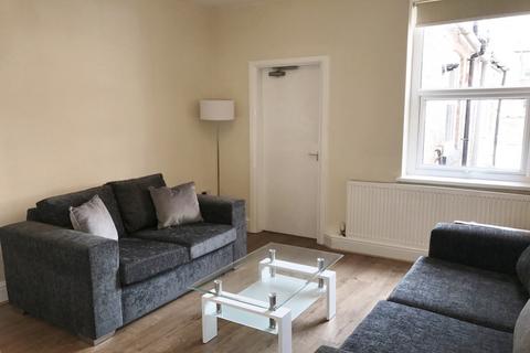 4 bedroom terraced house to rent, Brough Street, Derby, DE22 3EL