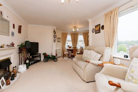 1 bedroom flat for sale, Windsor Way, Aldershot GU11