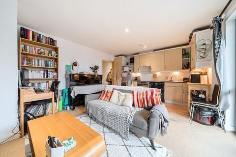 2 bedroom apartment for sale, Ebbett Court, Victoria Road, London, W3