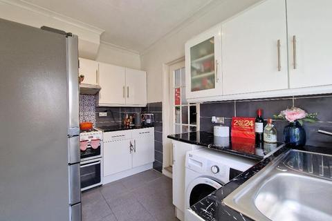 51 Cranley Road, Westcliff-on-sea, SS0 8AJ