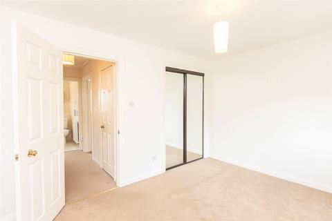 2 bedroom property to rent, Stair Park, Murrayfield, Edinburgh, EH12