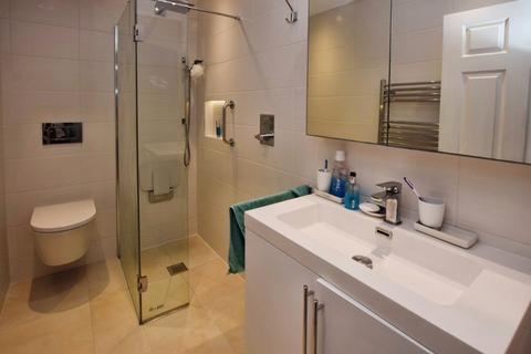 21 Alvanley Close, Sale, M33 3RD