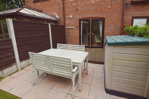 21 Alvanley Close, Sale, M33 3RD