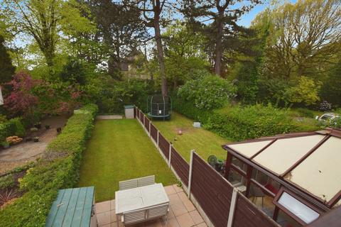21 Alvanley Close, Sale, M33 3RD