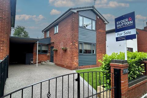 3 bedroom detached house for sale, Gregge Street, Heywood, Greater Manchester, OL10