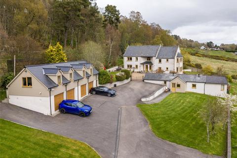 6 bedroom detached house for sale, 2 Broallan, Beauly, Highland, IV4