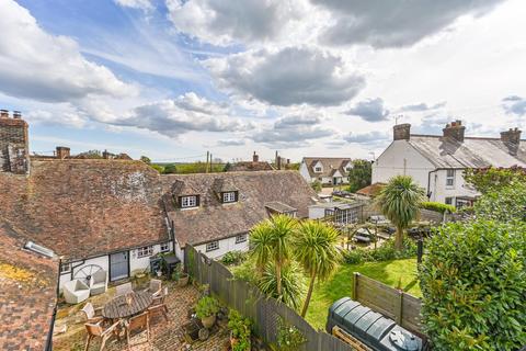 4 bedroom terraced house for sale, Ruckinge Road, Bilsington, Ashford, Kent, TN25