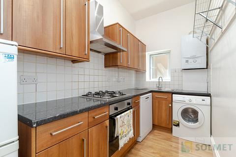 2 bedroom flat to rent, Christchurch Avenue, London NW6