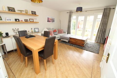 3 bedroom end of terrace house for sale, Samuel Close, Newport Pagnell