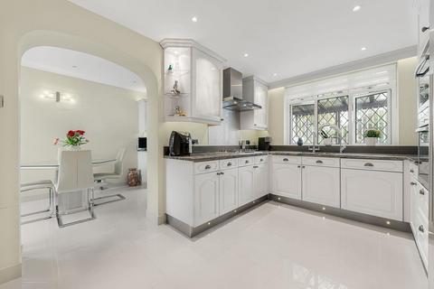 4 Melbourne Close, Orpington, BR6 0BJ