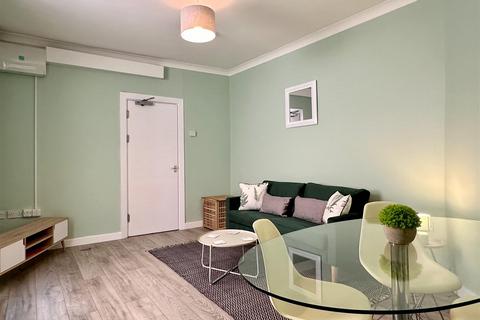 2 bedroom apartment to rent, Beechwood Road, Uplands