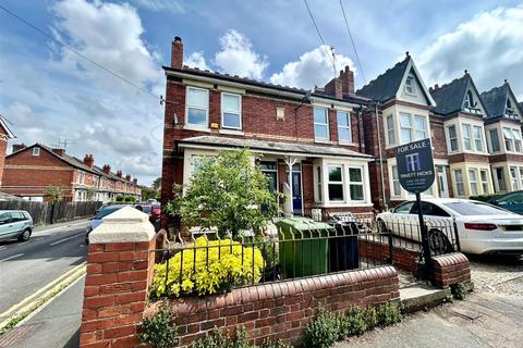 3 bedroom semi-detached house for sale, Barrs Court Road, Hereford HR1