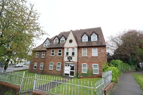 1 bedroom flat for sale, Flat , Robertson Court, Hathaway Road, Grays