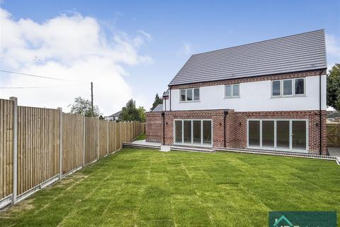 4 bedroom detached house for sale, EXECUTIVE NEW BUILD Sapcote Road, Burbage