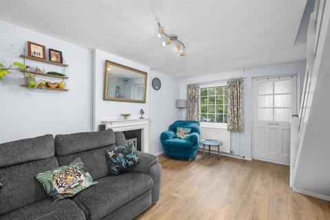 63 Compton Vale, Plymouth, PL3 5DX