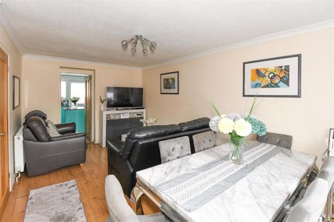 26 Cherry Gardens, Trowbridge, BA14 7AU