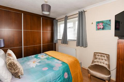 26 Cherry Gardens, Trowbridge, BA14 7AU