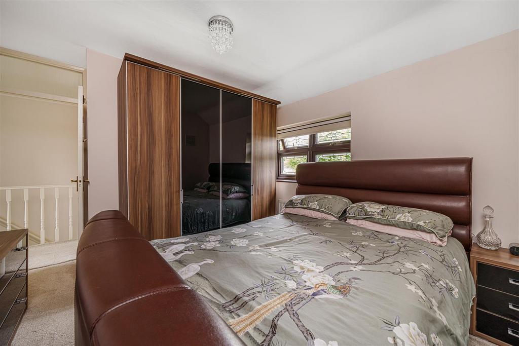 Englefield Crescent-4.JPG
