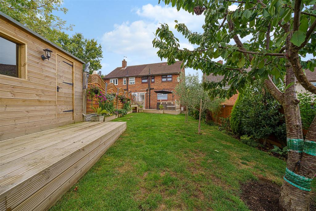 Englefield Crescent-2.JPG
