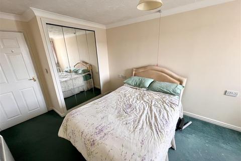 1 bedroom retirement property to rent, Millers Court, Haslucks Green Road, Shirley