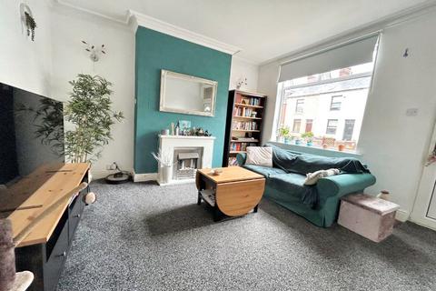 2 bedroom terraced house for sale, Lincoln Street, Wakefield, West Yorkshire