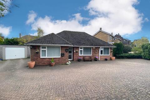 2 bedroom detached bungalow for sale, Ludgate Walk, Derby DE22