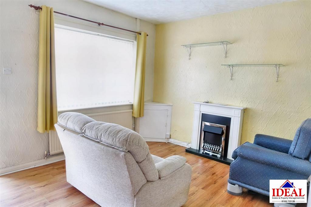 Skellow Road, Carcroft, Doncaster 2 bed terraced house for sale £79,950