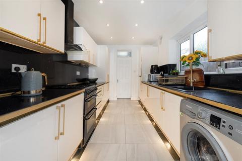 4 bedroom house for sale, Denison Road, Colliers Wood SW19