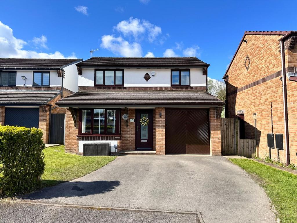 The Moorings, Burnley 3 bed detached house for sale £235,000