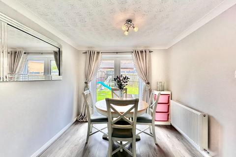 3 bedroom detached house for sale, The Moorings, Burnley