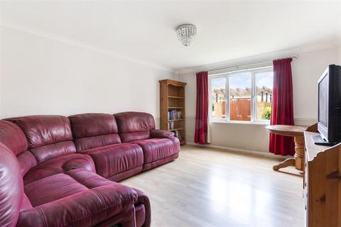 2 bedroom flat for sale, Church Road, Mitcham CR4