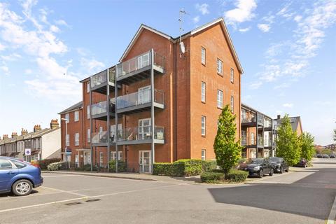 Flat 6, Carroll Court Seaton Road, Mitcham, CR4 3GL