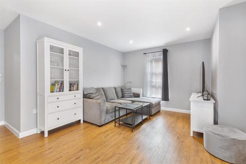 Flat 6, Carroll Court Seaton Road, Mitcham, CR4 3GL