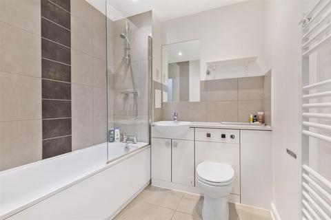Flat 6, Carroll Court Seaton Road, Mitcham, CR4 3GL