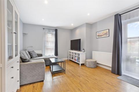Flat 6, Carroll Court Seaton Road, Mitcham, CR4 3GL