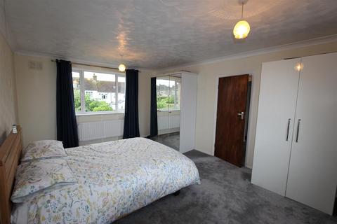 3 bedroom detached house for sale, Derby Road, Chatham ME5
