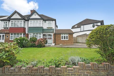4 bedroom semi-detached house to rent, Norval Road, Wembley