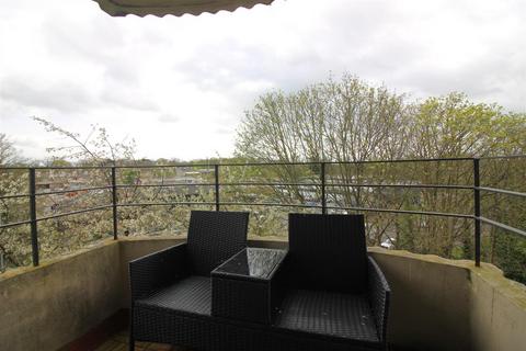 94 Stort Tower, Harlow, CM20 2NX
