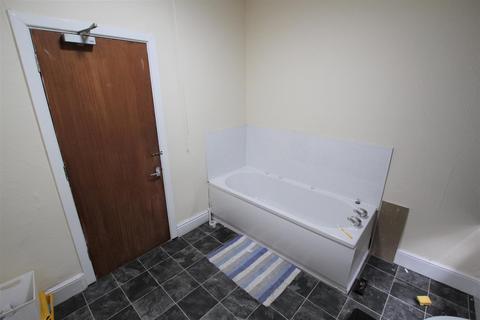 1 bedroom in a house share to rent, Caradoc Road, Aberystwyth