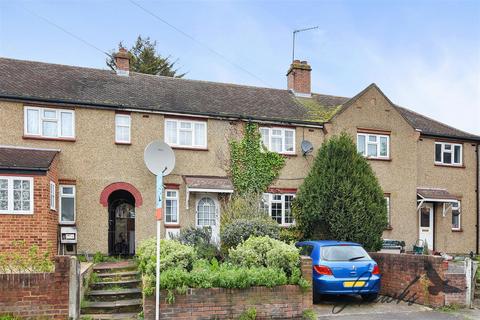 26 Maple Grove, Brentford, TW8 8NJ