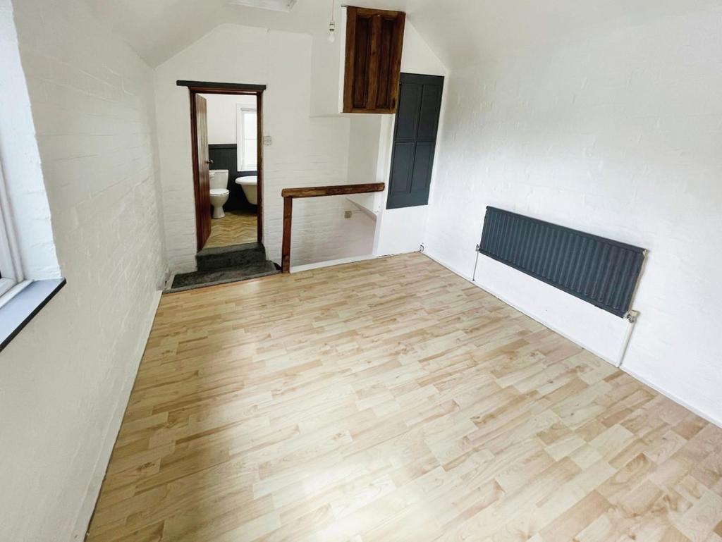 089f2dd0-Bedroom2.jpg