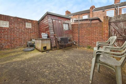 2 bedroom end of terrace house for sale, Belvoir Street, Hull
