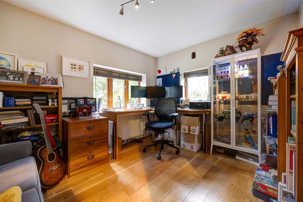 Bedroom Five / Office