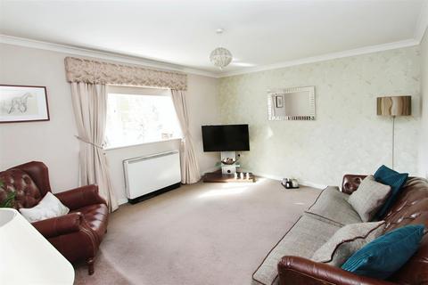 2 bedroom flat for sale, Stirrat Crescent, Paisley PA3